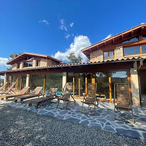 Bella - Casa Molinets I Casa Borrianes Prades